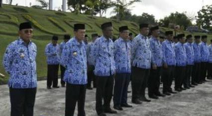 Bupati Harris Tegur Keras PNS Pelalawan Malas