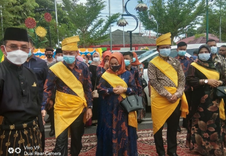 Bupati dan Wakil Bupati Rohil Tersanjung Disambut LAM