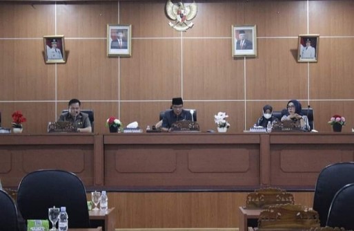 DPRD Kabupaten Benteng Gelar Paripurna Pandangan Umum Fraksi-Fraksi Terhadap Tiga Raperda