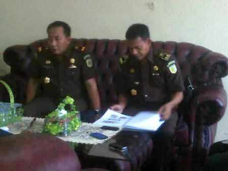 Dengan Kesedehanaan,Kajari Rengat Gelar Pisah Sambut