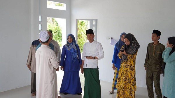 Kunjungi Pondok Pesantren As-Sunnah, Bupati Rohil Tinjau Ruang Belajar dan Fasilitas  