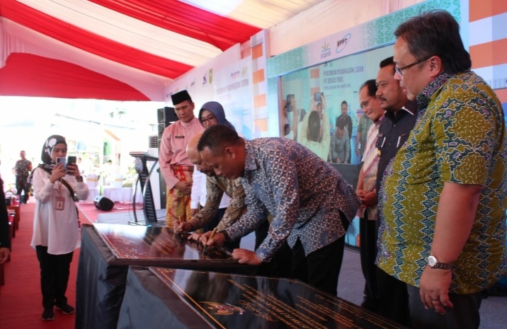 Menristek Resmikan Pemanfaatan Listrik dari Pembangkit Listrik Biogas, PTPN V Laksanakan Circular Ek