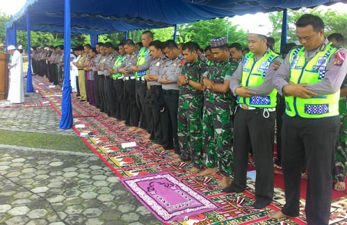 Agar Pilkada Rohul 2015 Lancar Bupati dan Forkopimda Gelar Shalat Hajat 