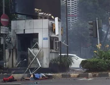 Tembak Menembak Seperti Sinetron Terjadi di Thamrin