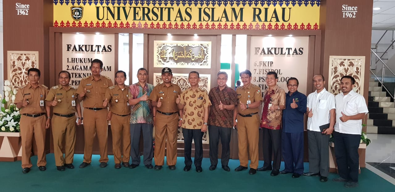 Silaturrahmi ke Rektor, Camat Marpoyan Damai Minta UIR Sumbangkan Keilmuan Majukan Kecamatan