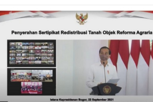 Presiden Jokowi Serahkan 124.120 Sertifikat Redistribusi Tanah Objek Reforma Agraria
