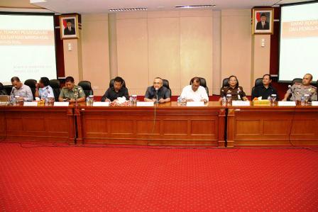 Plt Gubri Pimpin Rapat Koordinasi Pemulangan Eks Gafatar