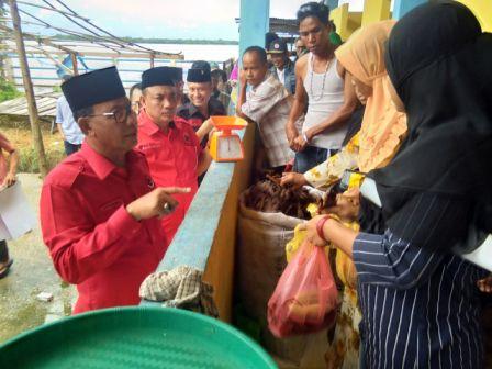 Blusukan ke Pasar Sungai Apit, Cawagub Suyatno Dorong Percepatan Pembangunan