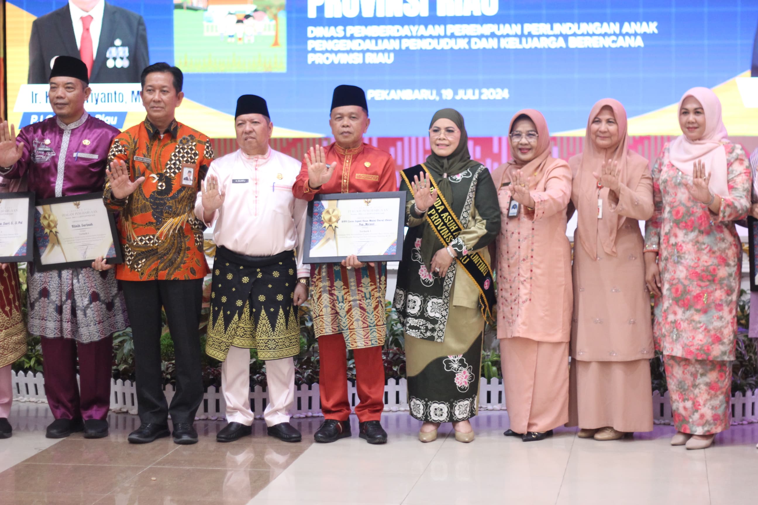 Meranti Terima 3 Penghargaan Dalam Harganas ke-31 Provinsi Riau