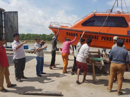 Rohil Terima Bantuan Hibah Kapal Cepat Dari BNPB Pusat