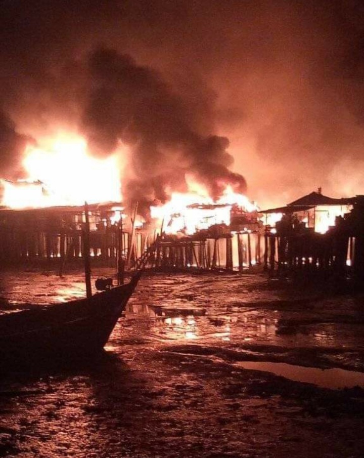 Kebakaran Hebat Terjadi Di Palika, 22 Unit Rumah Ludes dan memakan Korban Jiwa