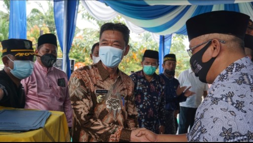 Bupati dan Wabup Hadiri Hari Jadi Ke-13 Kepenghuluan Harapan Jaya