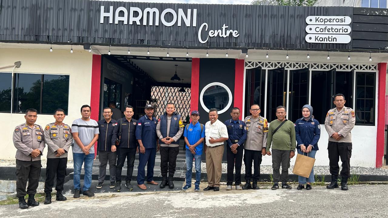 Jalin Sinergitas PWI Pelalawan Sambangi Mapolres Pelalawan