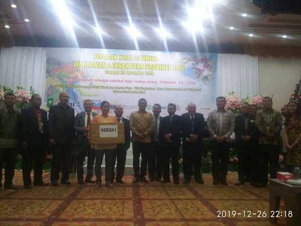 Natal Oikumene Wartawan dan Insan Pers Riau Berlangsung Hikmad  Penuh Suka Cita