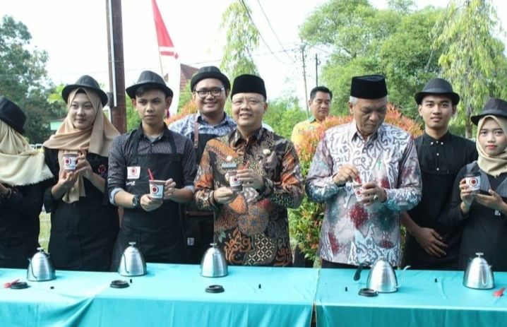 Pemda Bersama IAIN Bengkulu Launching Kedai Bencoolen Coffee