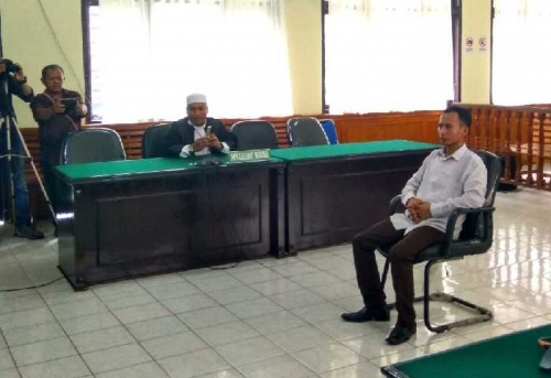 Vonis PN Pekanbaru Terhadap  Saracen Dinilai Terlalu Ringan. 