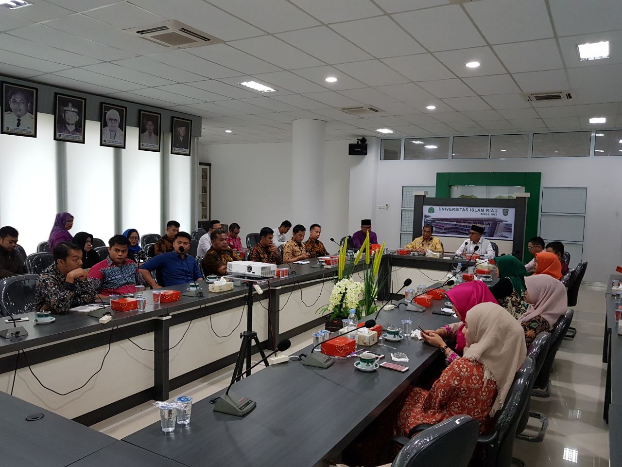  30 PTS di Riau Sepakat Tunjuk WR III UIR Ketua FORKOMAWA