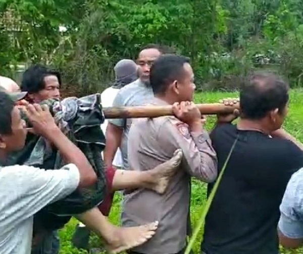 Ibu Hanyut Disungai Tombak Dairi Ditemukan Tewas