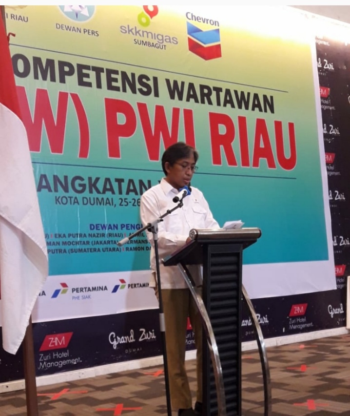 Ditutup Kepala SKK Migas Sumbagut , 31 Peserta UKW Angkatan  XVII PWI Riau Dinyatakan Kompeten