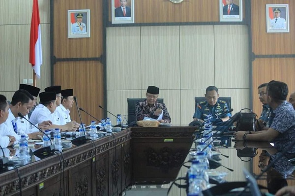 Gubernur Rohidin Mahyar Sambut Baik Rencana Pembangunan Pangkalan Udara TNI AL di Bengkulu