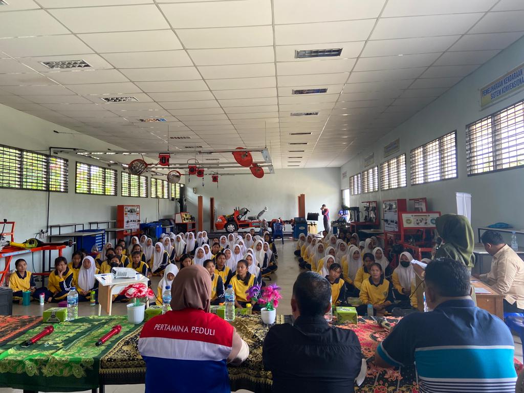Cegah Stunting, PHR - PKBI Edukasi Siswi di SMKN 1 Kandis