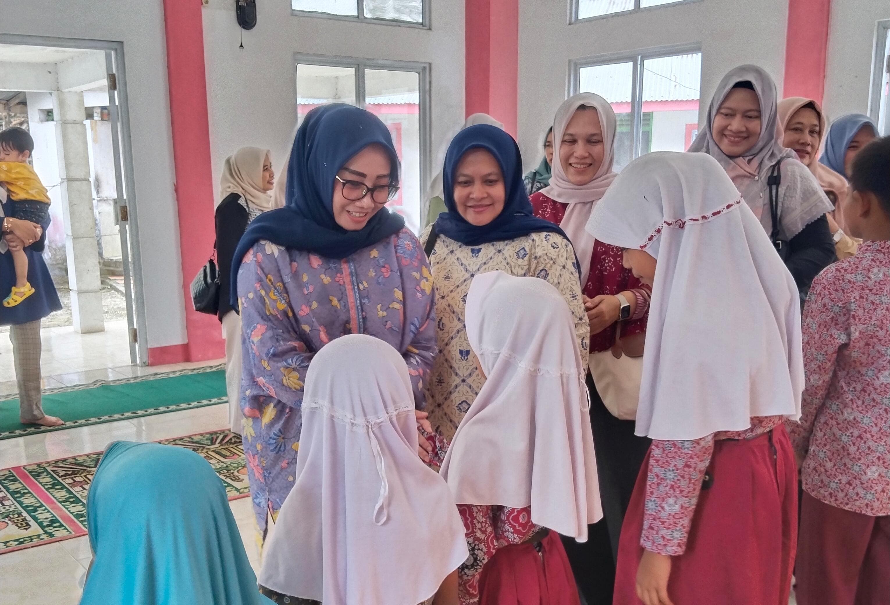 IKBI PTPN IV Regional III Salurkan 5,6 Ton Paket Sembako Jelang Lebaran