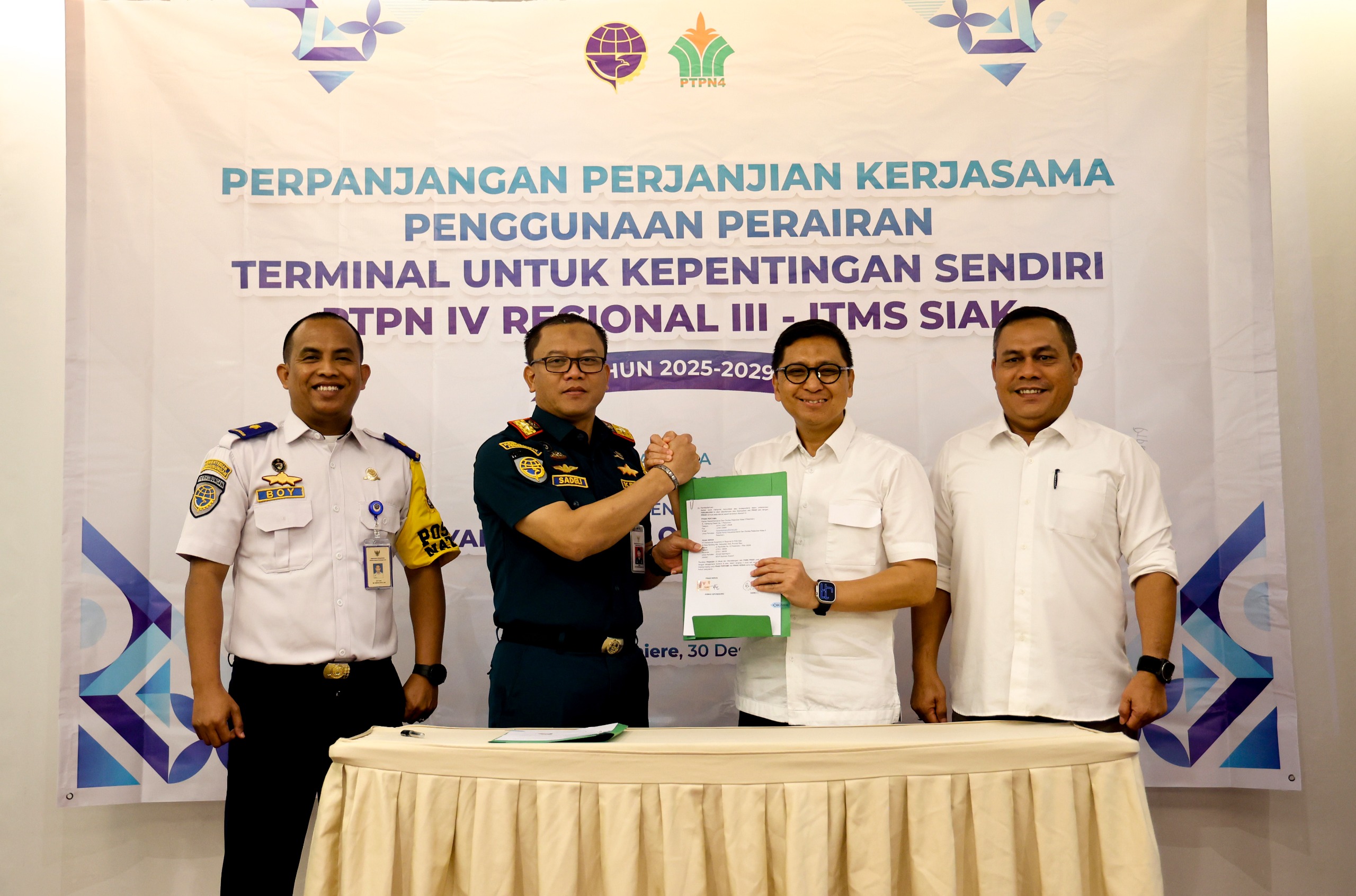 PTPN IV Regional III Kapalkan 76.000 Metrik Ton CPO Melalui Terminal Pelabuhan TUKS ITMS Siak