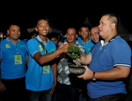  Dibuka Bupati Yopi, Kontes Bonsai dan Pameran Komunitas Kreatif Inhu Berlangsung Meriah