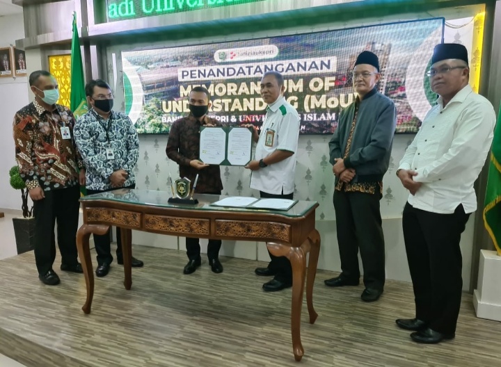 UIR-Bank Riaukepri Teken MoU, YLPI Minta BRK Bantu Unisritama