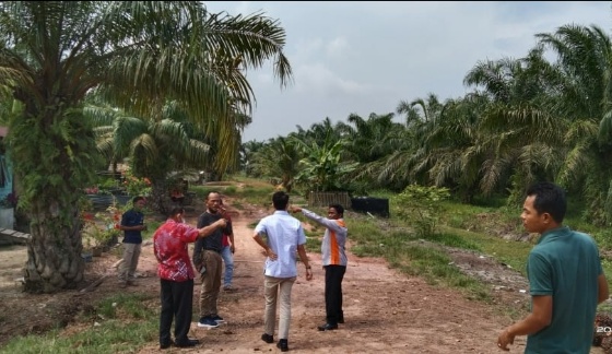 Sekdes Labuhan Tangga Baru Bantah Jalan Tesfram Dikerjakan Pemkab Rohil