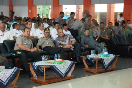 Tangani Karlahut, Bupati Yopi Minta Camat, Kades dan Lurah Dukung Program Polri