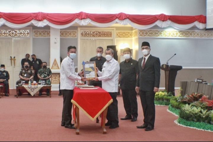Bupati Rohil Hadiri Penyerahan DIPA Dan TKDD