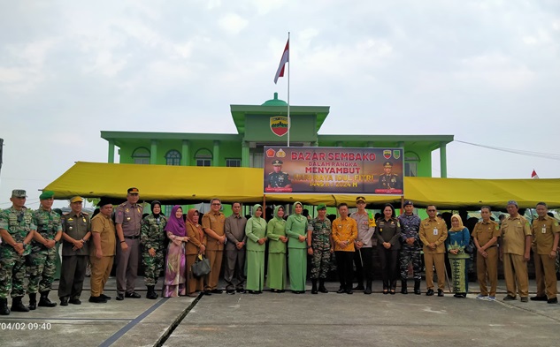 Kolaborasi Kodim 0321 dan Pemkab Rohil Gelar Bazar Sembako Dalam Rangka Menyambut Idul Fitri 1445