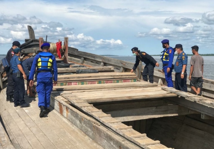 Patroli Bersama, Satpolair, Bea Cukai dan Syahbandar Sisir Wilayah Cegah Kejahatan di Laut