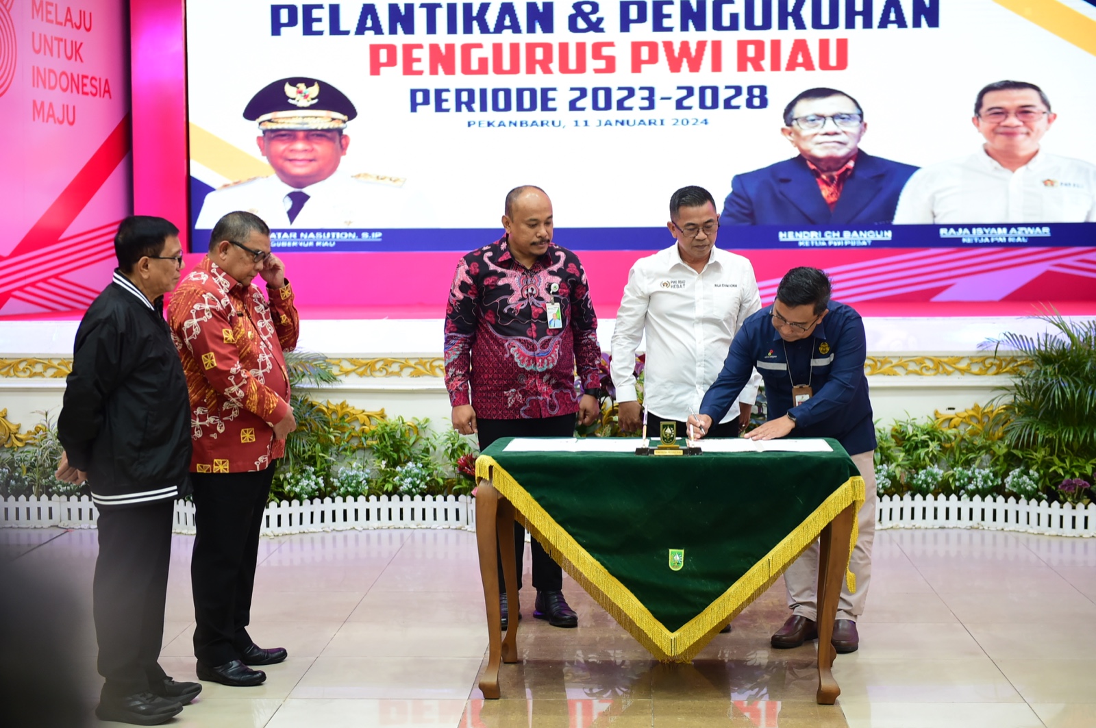 Untuk Peningkatan Kompetensi, PWI-SKK Migas  Sumbagut Teken MoU Kerja Sama