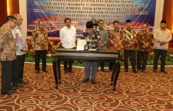 Wakil Bupati Karimun Tandatangani MoU Optimalisasi Pajak Pertanahan