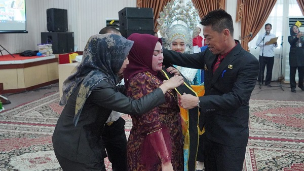 Sanimar Afrizal Diangkat dan Dikukuhkan Sebagai Bunda Literasi Kabupaten Rohil 