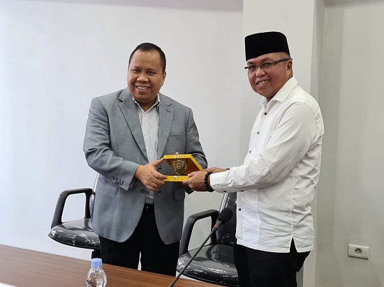Pemerintah Desa Baran Melintang dan Aparat Perketat Pintu Masuk Pelabuhan. 