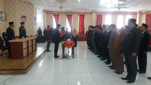 Lantik Pejabat Eselon III Dan IV, Bupati : Pimpinan dan Bawahan Harus Sejalan