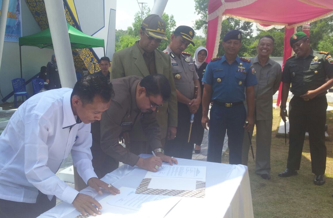 Bupati Karimun, Resmikan Green SPAM IKK Tebing dan IKK Meral