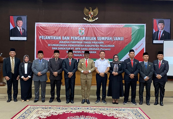 Lantik 7 Pejabat Eselon II, Bupati Zukri Tekankan Bekerja Keras dan Ikhlas