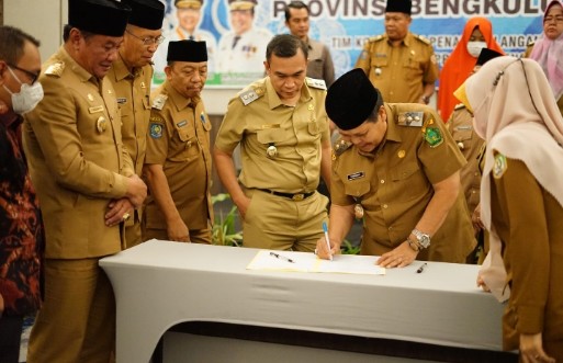 Buka Rakor TKPK, Wagub  Rosjonsyah: Kepala Daerah Harus Gotong Royong Atasi Kemiskinan di Bengkulu