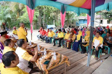Tengku Azmun Titip Sama Andi Rachman Bangunkan Jembatan di Pelalawan 