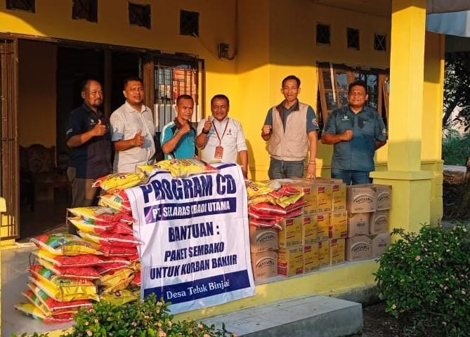 Peduli korban Banjir, PT SAU Salurkan Ratusan Paket Sembako