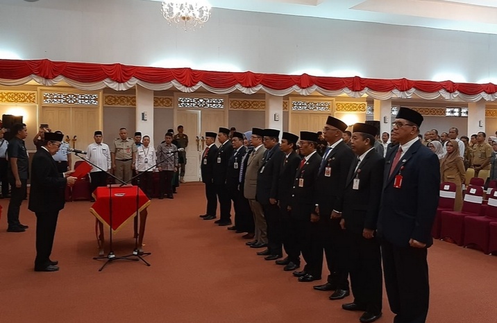 Gubri Lantik 12 Pejabat Eselon II, Plt Sekwan Diserahkan Kepada Muflihun