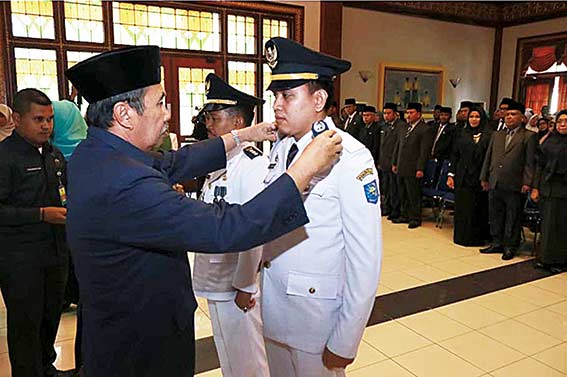 Awal Tahun 2019 Bupati Syamsuar Mutasi Ratusan Pejabat di Lingkungan Pemkab Siak