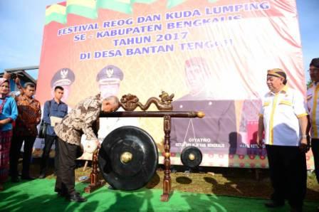 Gubernur Riau Hadiri Festival Budaya Jawa di Bengkalis