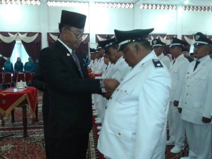 Bupati Ingatkan Kades Di Rohil Berhati-Hati Kelola ADD