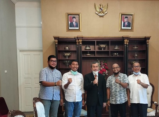 Siap Hadiri Pelantikan Pengurus di 9 April, Gubri Dorong SPS Riau Verifikasi Media