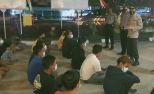 Cegah Penyebaran Covid-19, Polsek Pangkalan Kerinci Lakukan Rajia